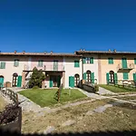 Dom wakacyjny La Torricella Vacanze Con Piscina