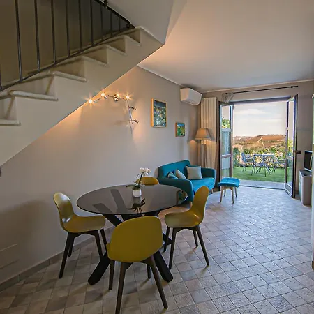 Vakantiehuis La Torricella Vacanze Con Piscina *