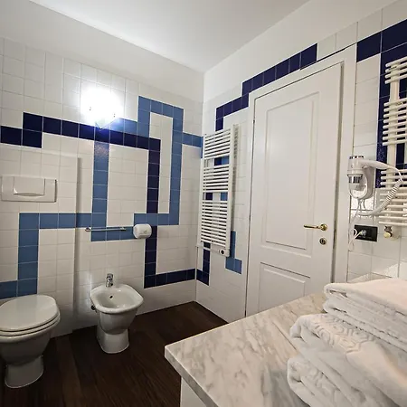 La Torricella Vacanze Con Piscina Vakantiehuis *