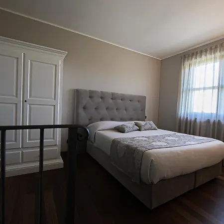 度假居 La Torricella Vacanze Con Piscina 蒙福特达尔巴