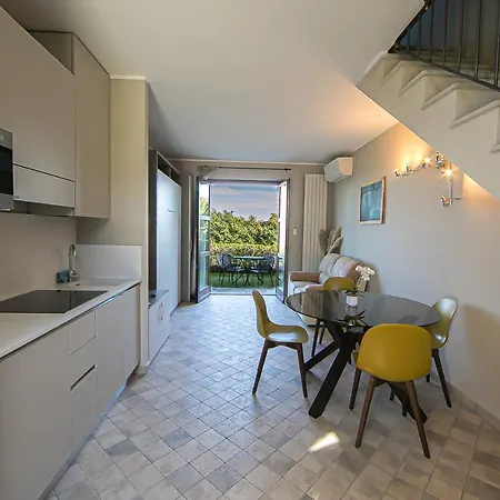 La Torricella Vacanze Con Piscina Monforte dʼAlba