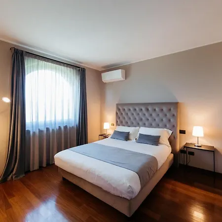 La Torricella Vacanze Con Piscina 펜션