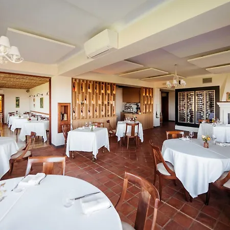 Vakantiehuis La Torricella Vacanze Con Piscina