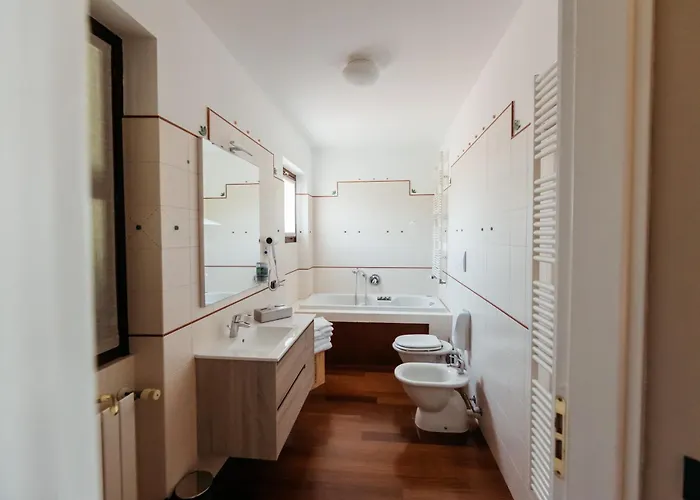 La Torricella Vacanze Con Piscina * Monforte dʼAlba